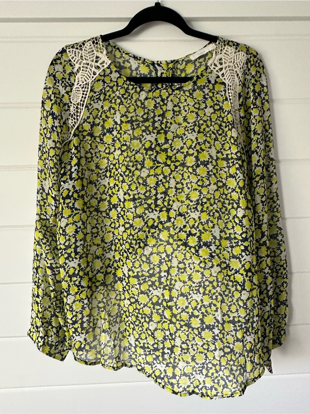 Lush Yellow Floral Crochet-Panel Blouse